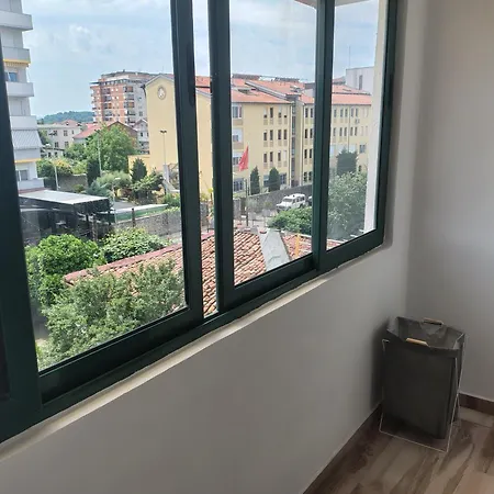 Modern In Center Rruga E Jezuiteve * Shkoder